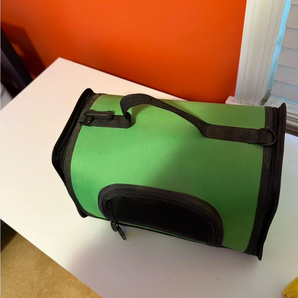 Green Pet Carrier for Small Pets